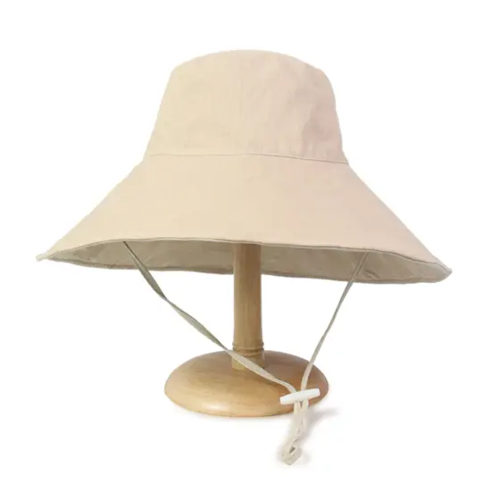 Soft fuzzy tassel bucket hat for winter wear